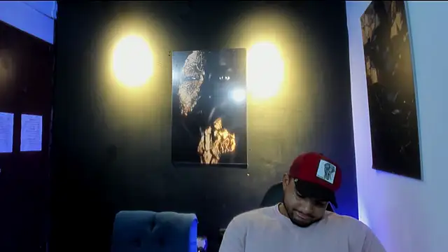 Big furry bear13 online show from 11-29-25, 06:24