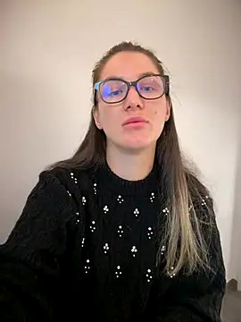 HotXMom online show from 01-07-26, 07:13