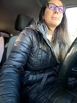 HotXMom online show from 11-24-25, 07:08