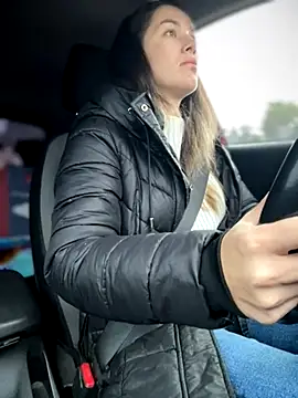 HotXMom online show from 12-04-25, 06:56