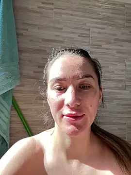 Snapshot of HotXMom chatting on 05-04-26, 06:49 HotXMom online show from 05-04-26, 06:49