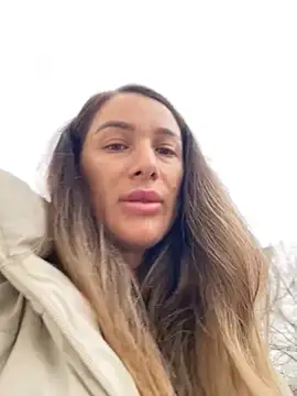 HotXMom online show from 11-06-25, 07:01