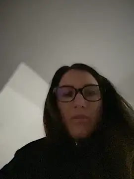 HotXMom online show from 11-14-25, 06:50