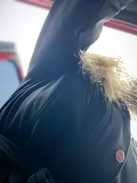 HotXMom online show from 11-10-25, 07:02