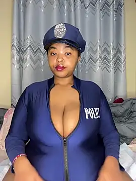 Linahlove online show from 02-25-26, 10:09