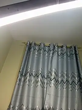 Linahlove online show from 09-19-25, 08:24