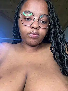 Linahlove online show from 03-16-25, 08:54