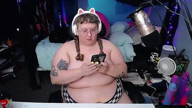 FatVeronica online show from 03-03-25, 12:34