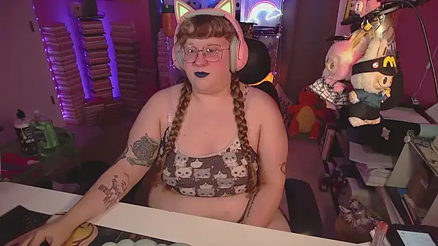 FatVeronica online show from 06-24-26, 05:11