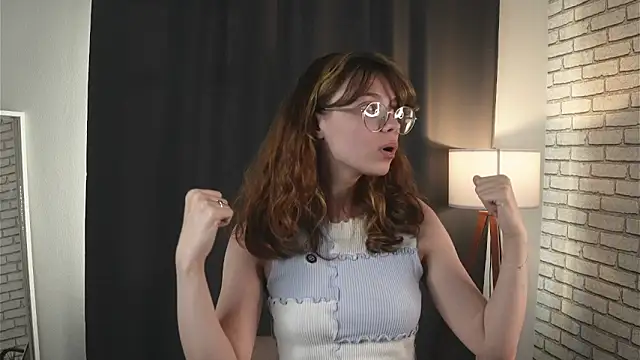 RominaPoli online show from 04-28-26, 12:53