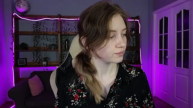 Ksuhesa online show from 02-20-26, 01:02