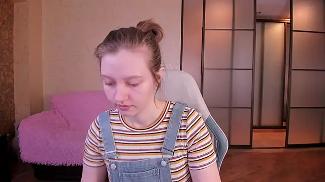 Ksuhesa online show from 03-21-26, 01:07