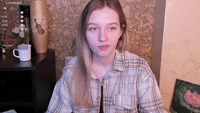 Ksuhesa online show from 03-21-25, 10:50
