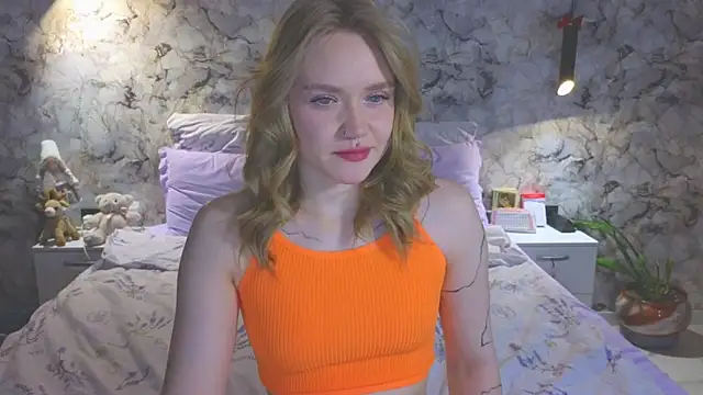 Aurora Golden1 online show from 03-20-26, 01:39