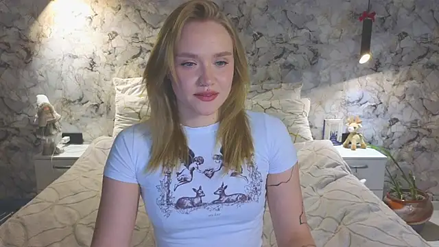 Aurora Golden1 online show from 07-24-26, 01:51
