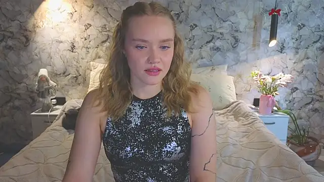 Aurora Golden1 online show from 07-19-26, 05:27
