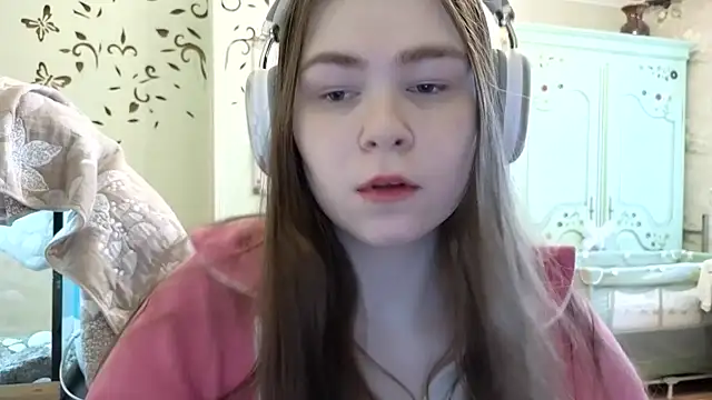 Snapshot of LucyZeph chatting on 01-14-25, 11:31 LucyZeph online show from 01-14-25, 11:31