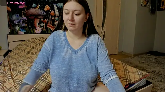 AlisaBacker online show from 10-01-25, 04:33