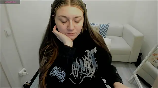 AlisaBacker online show from 01-29-25, 09:23