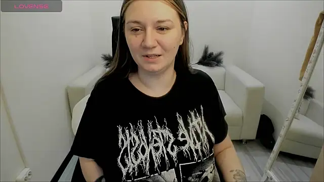 AlisaBacker online show from 01-03-25, 01:27