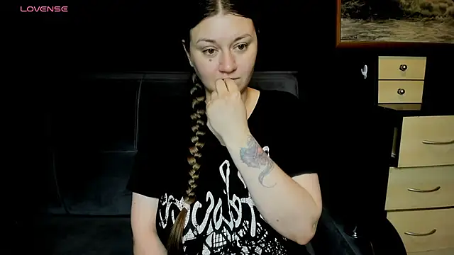 AlisaBacker online show from 06-26-26, 06:36