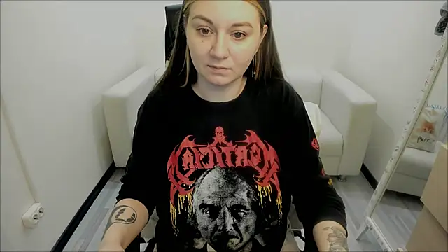 AlisaBacker online show from 03-20-25, 04:31