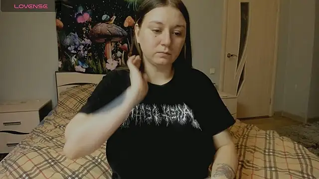 AlisaBacker online show from 11-28-25, 03:01