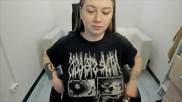 AlisaBacker online show from 02-25-25, 04:14