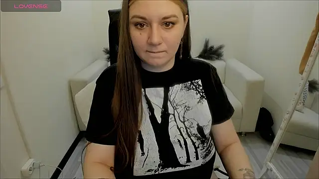 AlisaBacker online show from 12-28-24, 02:53