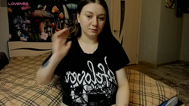 AlisaBacker online show from 11-29-25, 01:00