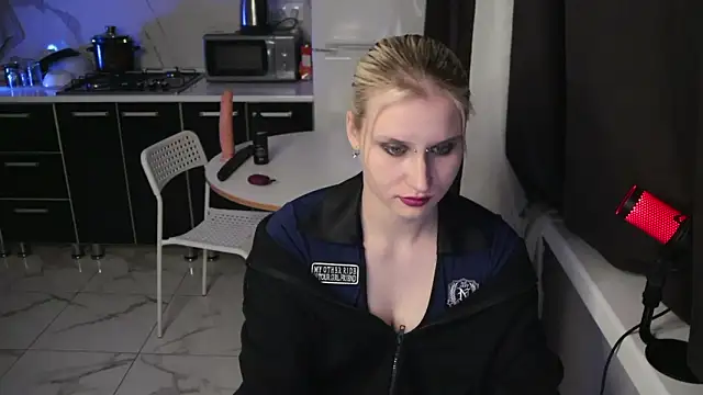 Snapshot of MertyXX chatting on 02-22-26, 10:11 MertyXX online show from 02-22-26, 10:11