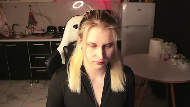 MertyXX online show from 04-11-26, 09:18