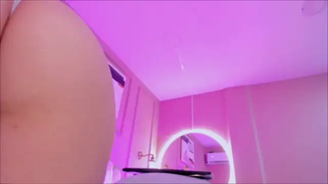 lia ass  online show from 02-15-26, 10:36