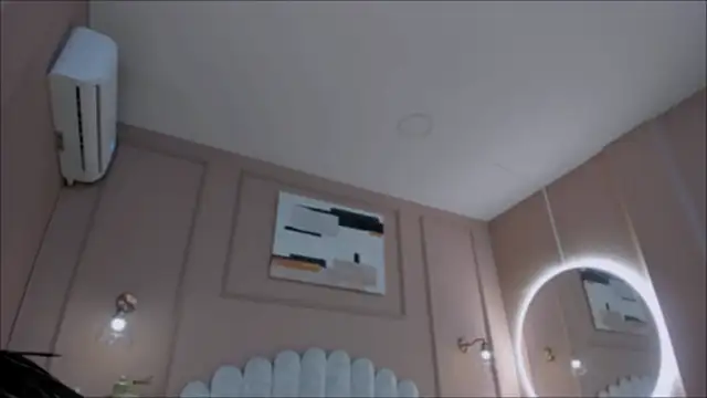 lia ass  online show from 12-04-25, 10:36