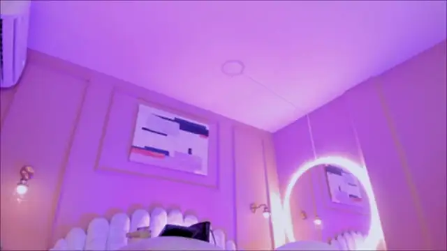 lia ass  online show from 11-22-25, 10:47