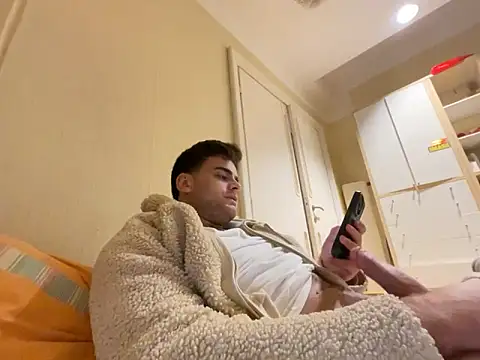 Snapshot of cubalibre02 chatting on 12-02-25, 10:00 cubalibre02 online show from 12-02-25, 10:00