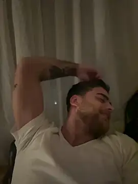 Snapshot of cubalibre02 chatting on 03-27-26, 11:05 cubalibre02 online show from 03-27-26, 11:05