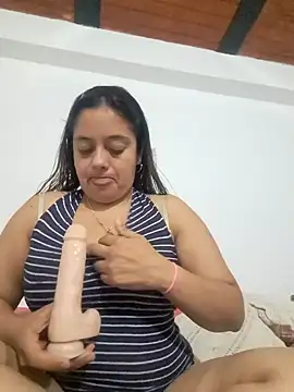 Snapshot of _MaripossaSexy_ chatting on 01-09-25, 11:13 MaripossaSexy online show from 01-09-25, 11:13