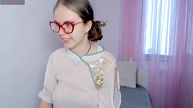 Sarah HS online show from 02-24-26, 11:55