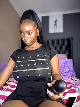 Candy-Heart online show from 11-13-25, 11:58