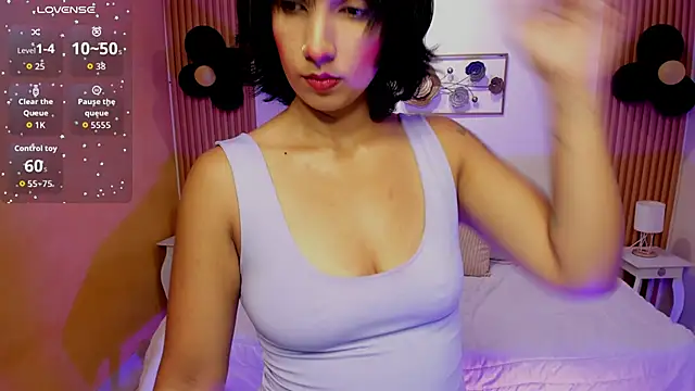 Snapshot of kristen_kassi chatting on 01-05-26, 06:44 kristen kassi online show from 01-05-26, 06:44