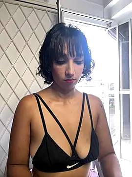 Snapshot of kristen_kassi chatting on 11-28-25, 07:47 kristen kassi online show from 11-28-25, 07:47