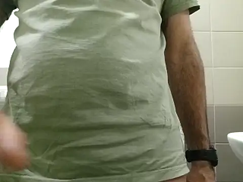 Snapshot of 3e77o chatting on 02-05-26, 08:59 3e77o online show from 02-05-26, 08:59