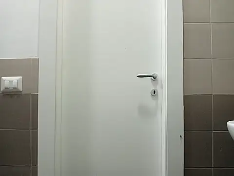 Snapshot of 3e77o chatting on 10-16-25, 09:23 3e77o online show from 10-16-25, 09:23