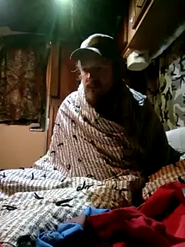 hothippie420 online show from 11-12-25, 12:42