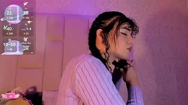 Summer walkerr online show from 02-08-25, 12:28