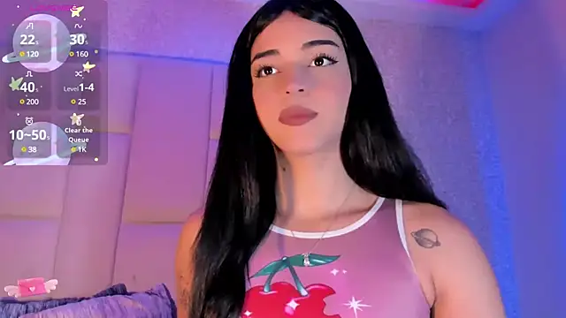 Summer walkerr online show from 03-10-25, 12:38