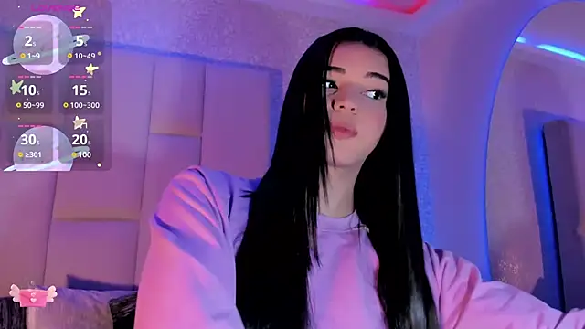 Summer walkerr online show from 03-07-25, 12:34