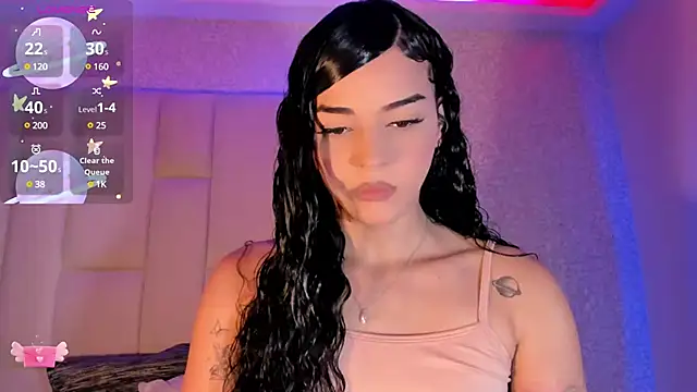 Summer walkerr online show from 03-03-25, 12:39