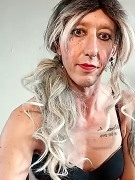 AlexiaXXL online show from 12-20-25, 11:13